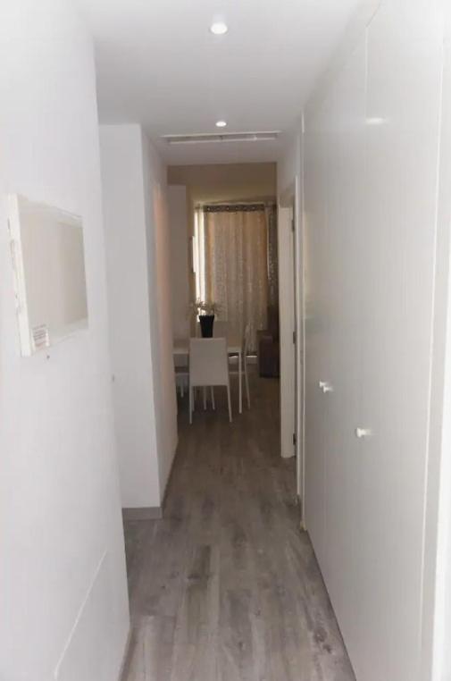 Estudio En Plaza Vara Del Rey Appartement Madrid